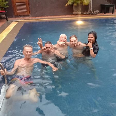 White Monkey Hotel Сием Реап Екстериор снимка