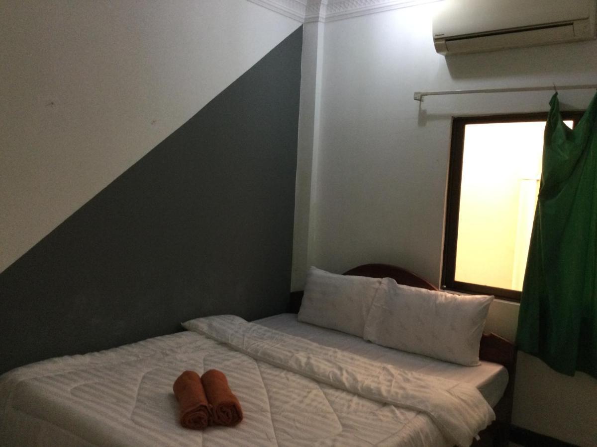 White Monkey Hotel Сием Реап Екстериор снимка