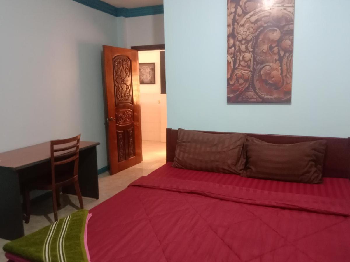 White Monkey Hotel Сием Реап Екстериор снимка