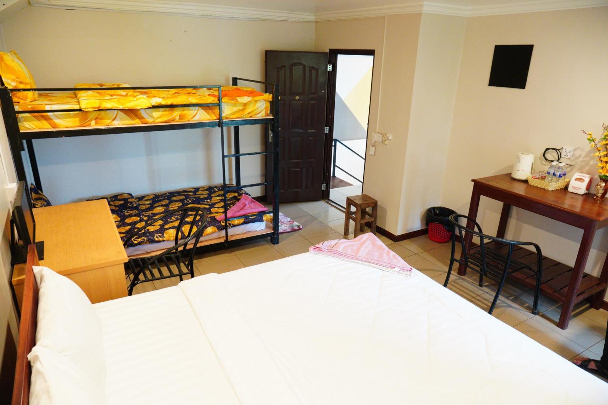 White Monkey Hotel Сием Реап Екстериор снимка